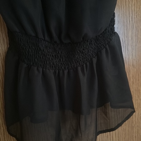 Brand new with tags Gracie peplum blouse with detail - Picture 3 of 3